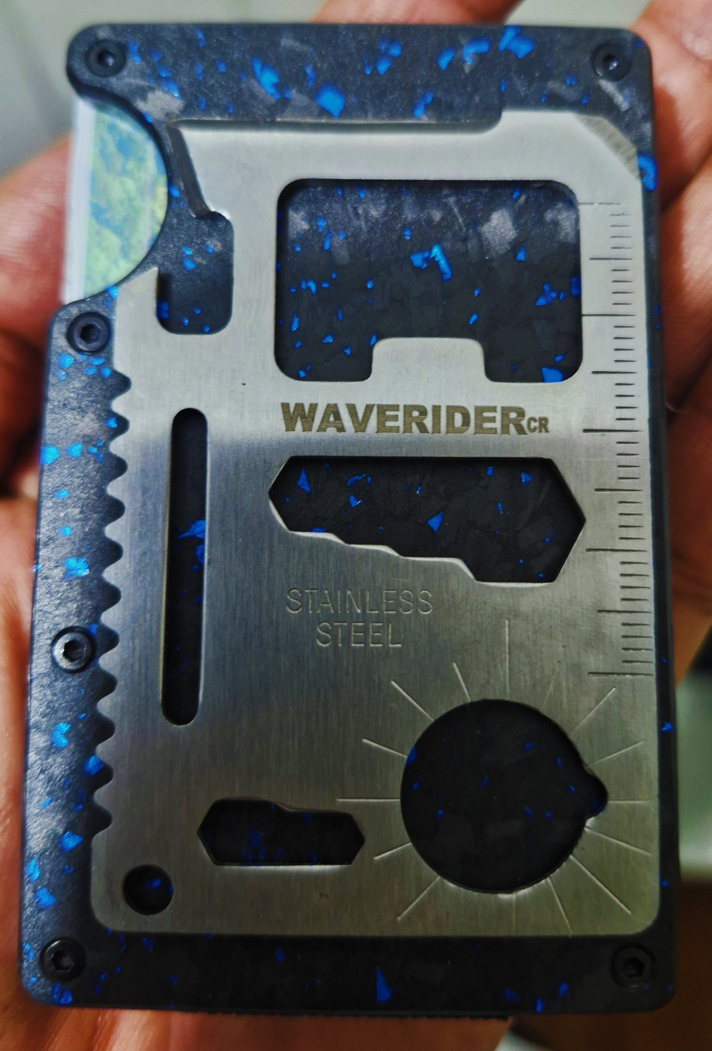 Waverider Deluxe Fibra de Carbono + Multiherramienta de Acero